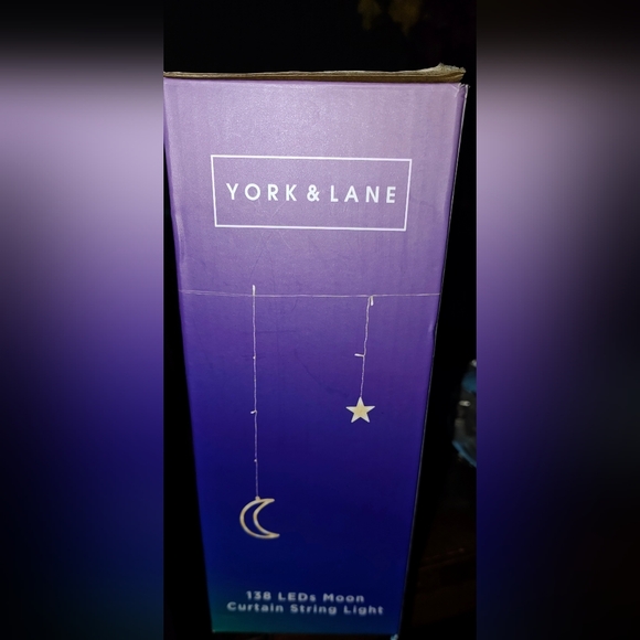 LED Moon and Star Curtain String Lights In Box - Picture 4 of 10